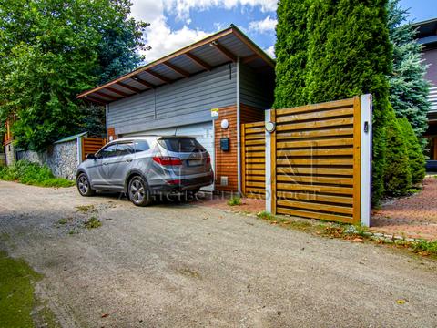 будинок за адресою Київ, Садова, 191