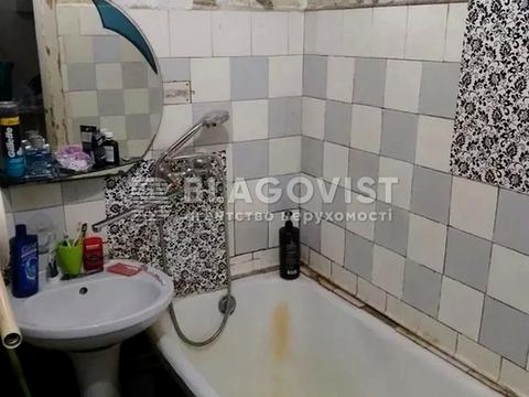 квартира за адресою Зодчих вул., 36