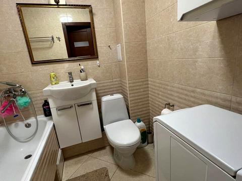 квартира за адресою Коновальця вул., 17