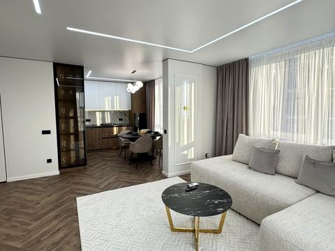 квартира за адресою Юліана Пелеша вул., 3