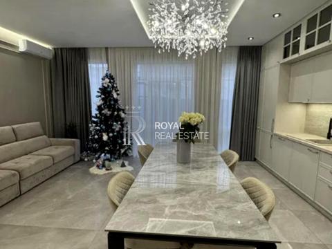 будинок за адресою Молодіжна