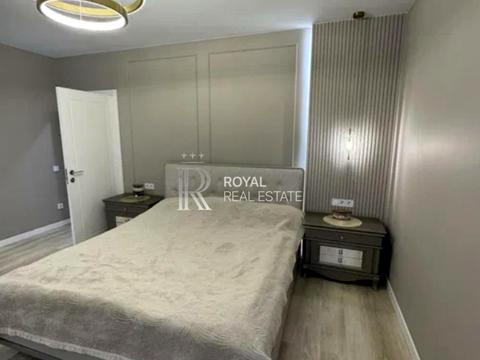 будинок за адресою Молодіжна