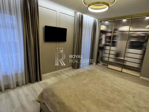 будинок за адресою Молодіжна