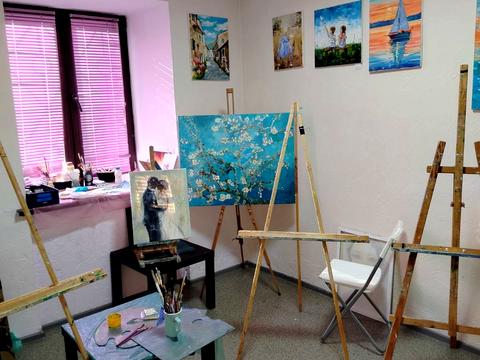 комерційна за адресою Святослава Караванського вул. (Жуковського), 14