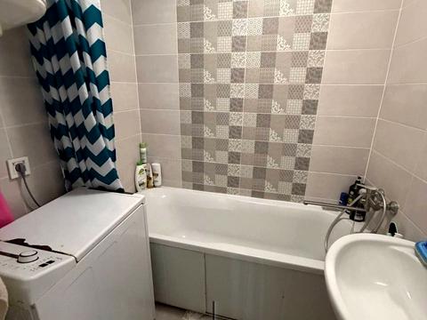 квартира за адресою смт. Авангард, Спрейса вул., 1