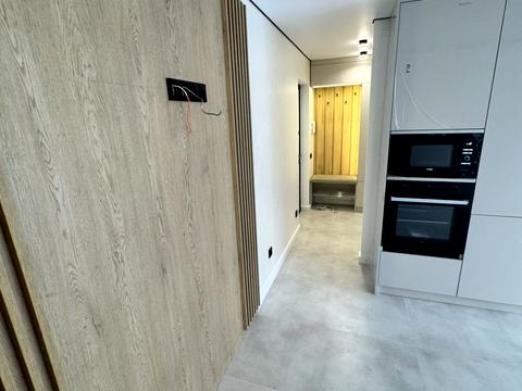 квартира за адресою Білогірська вул., 12