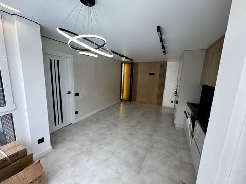 квартира за адресою Білогірська вул., 12