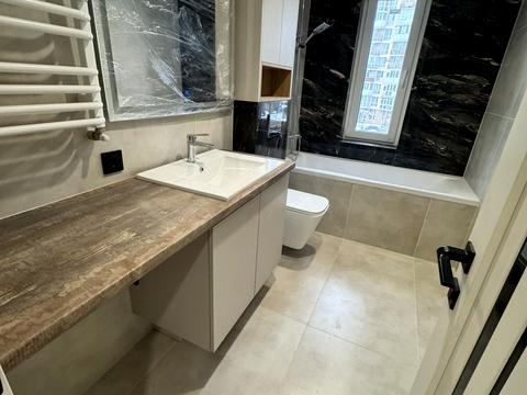 квартира за адресою Білогірська вул., 12