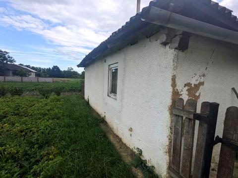 будинок за адресою Миру