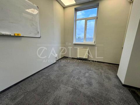 коммерческая по адресу Загоровская ул. (Багговутовская), 15