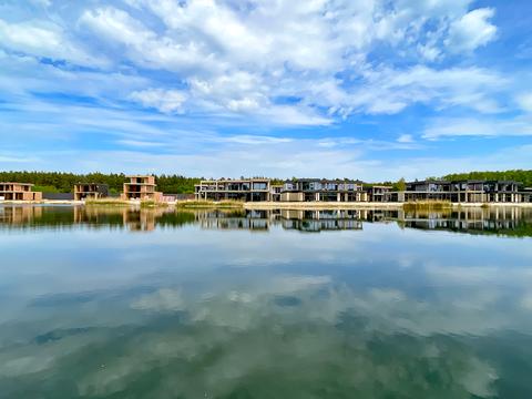 дом по адресу с. Новые безрадичи, Лесная, 99