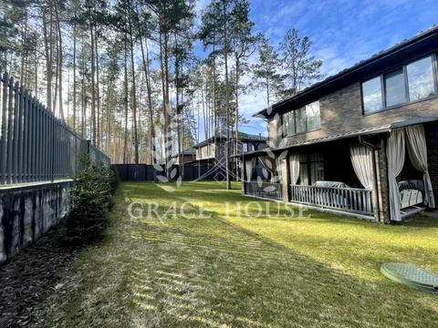 дом по адресу  ул.