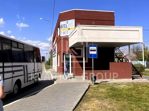 комерційна за адресою Свято-Покровська вул. (Леніна), 3-В