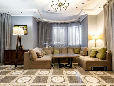 будинок за адресою Київ, Тодося Осьмачки вул. (Горького)