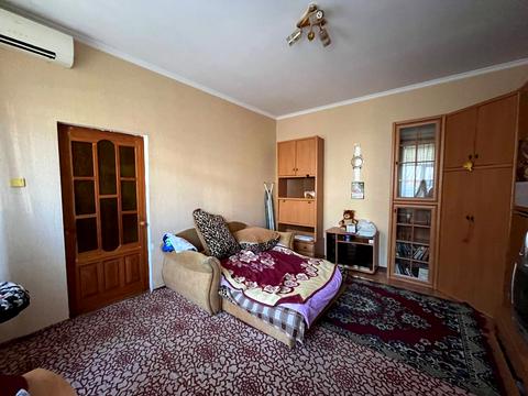 квартира за адресою Олександра Кутузакія вул. (Ленінградська), 42