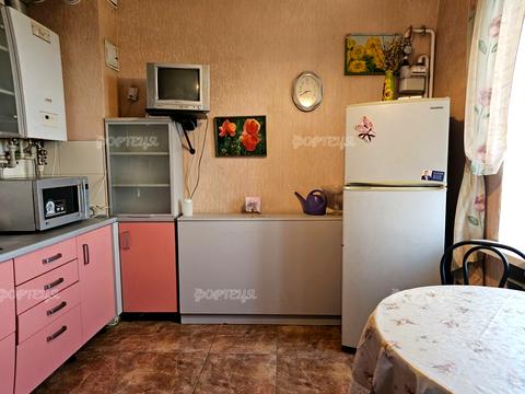 квартира за адресою Дніпро, Богдана Хмельницького просп. (Героїв Сталінграда), 53