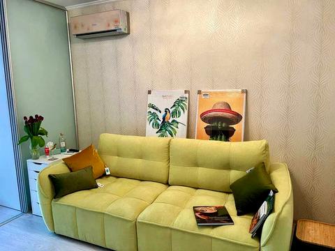 квартира за адресою Анни Ахматової вул., 22