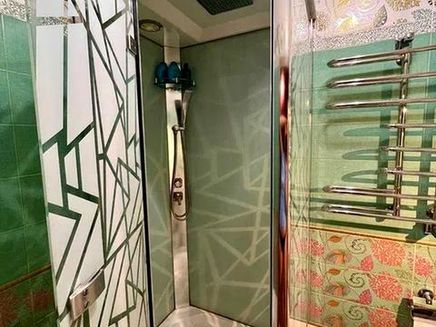 квартира за адресою Анни Ахматової вул., 22