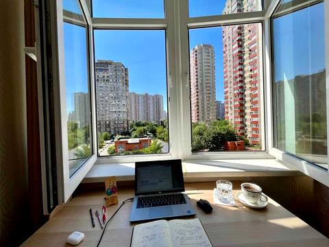 квартира за адресою Анни Ахматової вул., 22