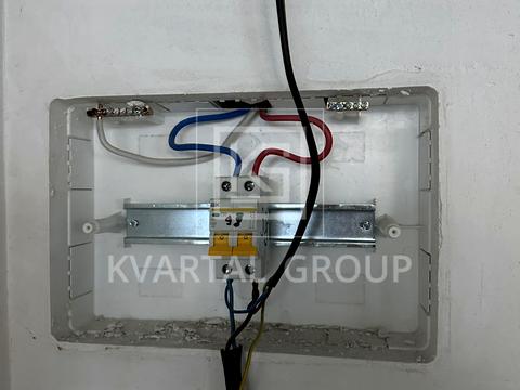 комерційна за адресою Матвія Донцова вул. (Тургенєвська), 24