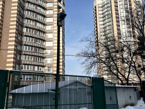 паркомісце за адресою Варязький пров., 15