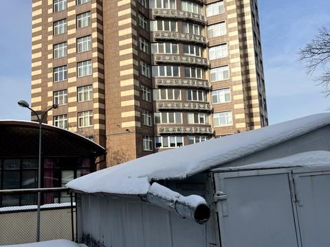 паркомісце за адресою Варязький пров., 15