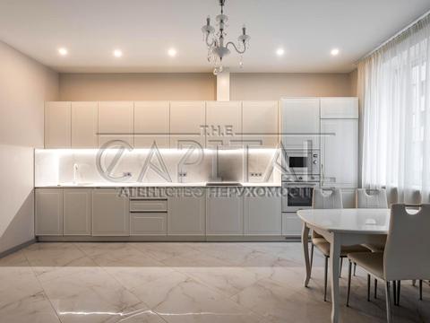 квартира за адресою Андрія Верхогляда вул. (Михайла Драгомирова), 4