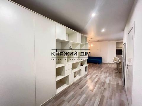 квартира за адресою Київ, Драгоманова вул., 40-З