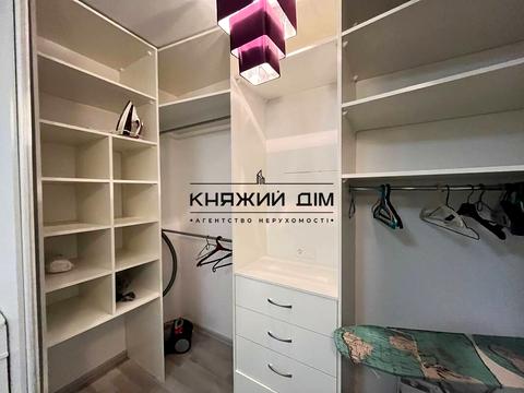 квартира за адресою Київ, Драгоманова вул., 40-З