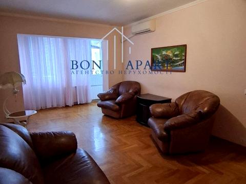 квартира за адресою Йорданська вул. (Лайоша Гавро), 11-А