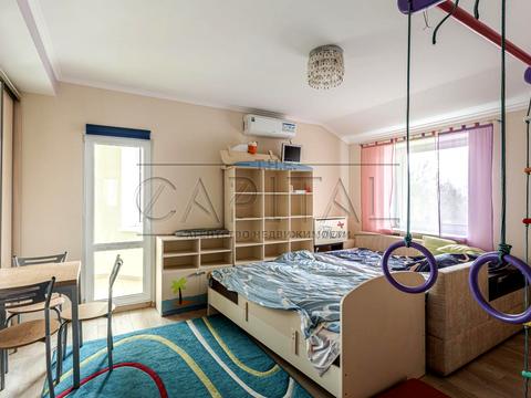 дом по адресу вул. Лесі Українки, 7