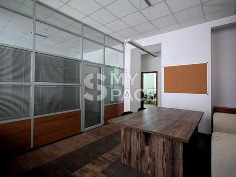 комерційна за адресою Антоновича, 24