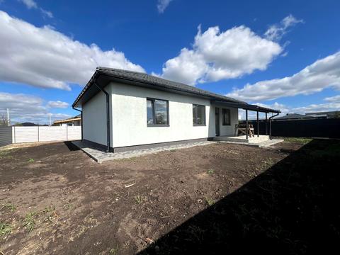 будинок за адресою Кленова вул.