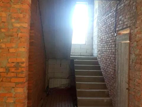 будинок за адресою Центральна вул.