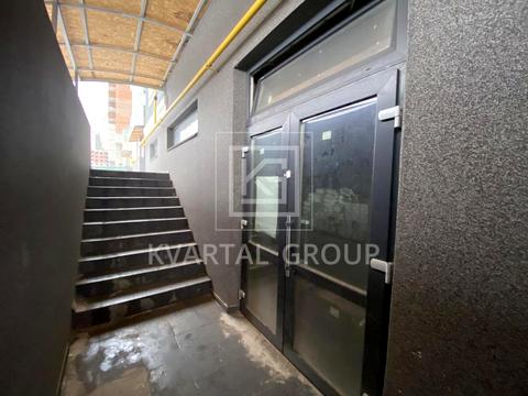 комерційна за адресою Івана Кожедуба вул., 8-A