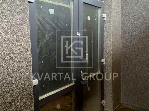 комерційна за адресою Івана Кожедуба вул., 8-A