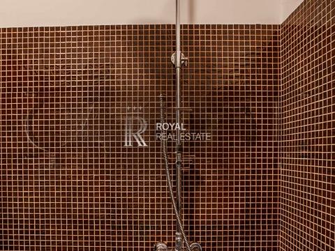 будинок за адресою с. Нові Безрадичі, Садова, 1