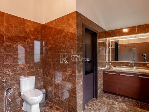 будинок за адресою с. Нові Безрадичі, Садова, 1