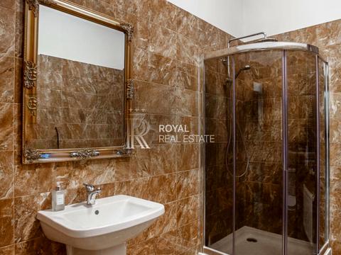 будинок за адресою с. Нові Безрадичі, Садова, 1