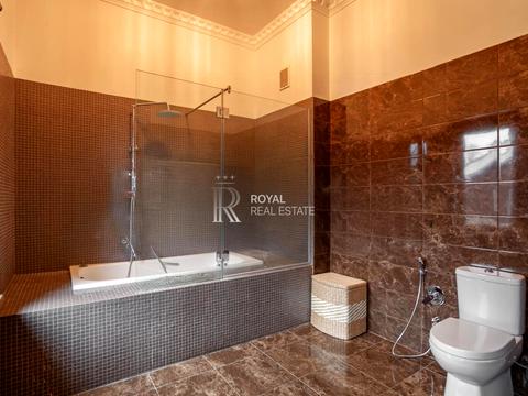 будинок за адресою с. Нові Безрадичі, Садова, 1