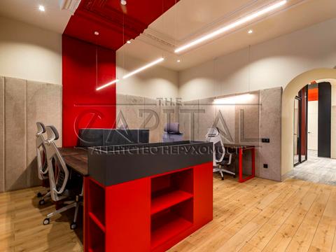 коммерческая по адресу Антоновича ул. (Горького), 9