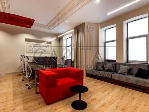 коммерческая по адресу Антоновича ул. (Горького), 9