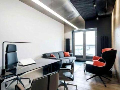 комерційна за адресою Дніпровська набережна вул., 14