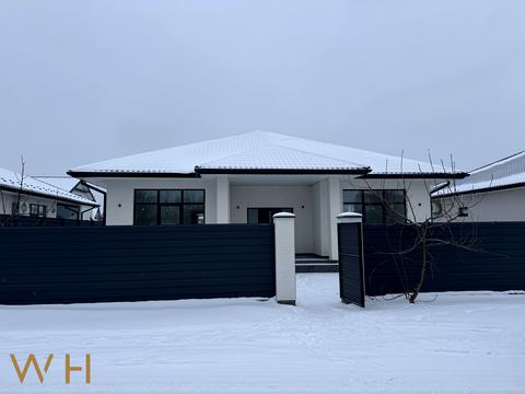 будинок за адресою с. Вишеньки, Лесі Українки