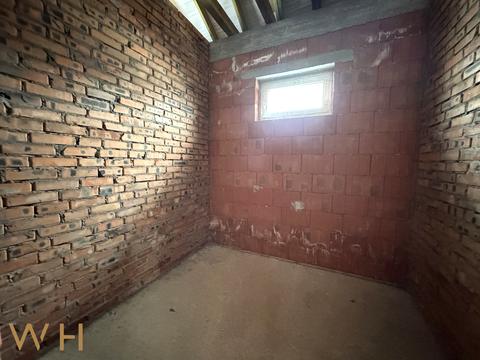 будинок за адресою с. Вишеньки, Лесі Українки