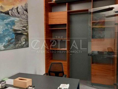 коммерческая по адресу Антоновича ул. (Горького), 23