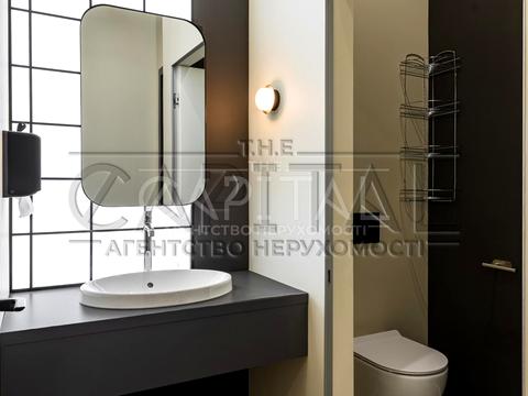 комерційна за адресою Антоновича вул. (Горького), 9