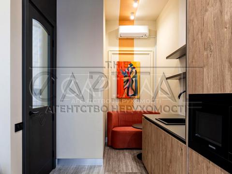 комерційна за адресою Антоновича вул. (Горького), 9