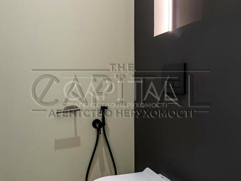 комерційна за адресою Антоновича вул. (Горького), 9