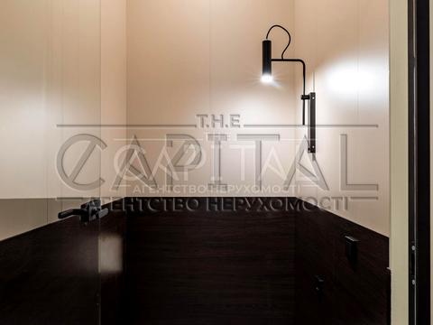 комерційна за адресою Антоновича вул. (Горького), 9